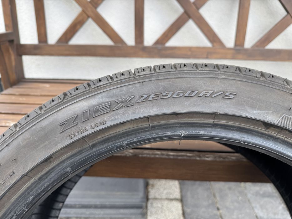 Komplet opon całorocznych Falken 225/45R19 96W DOT 1223