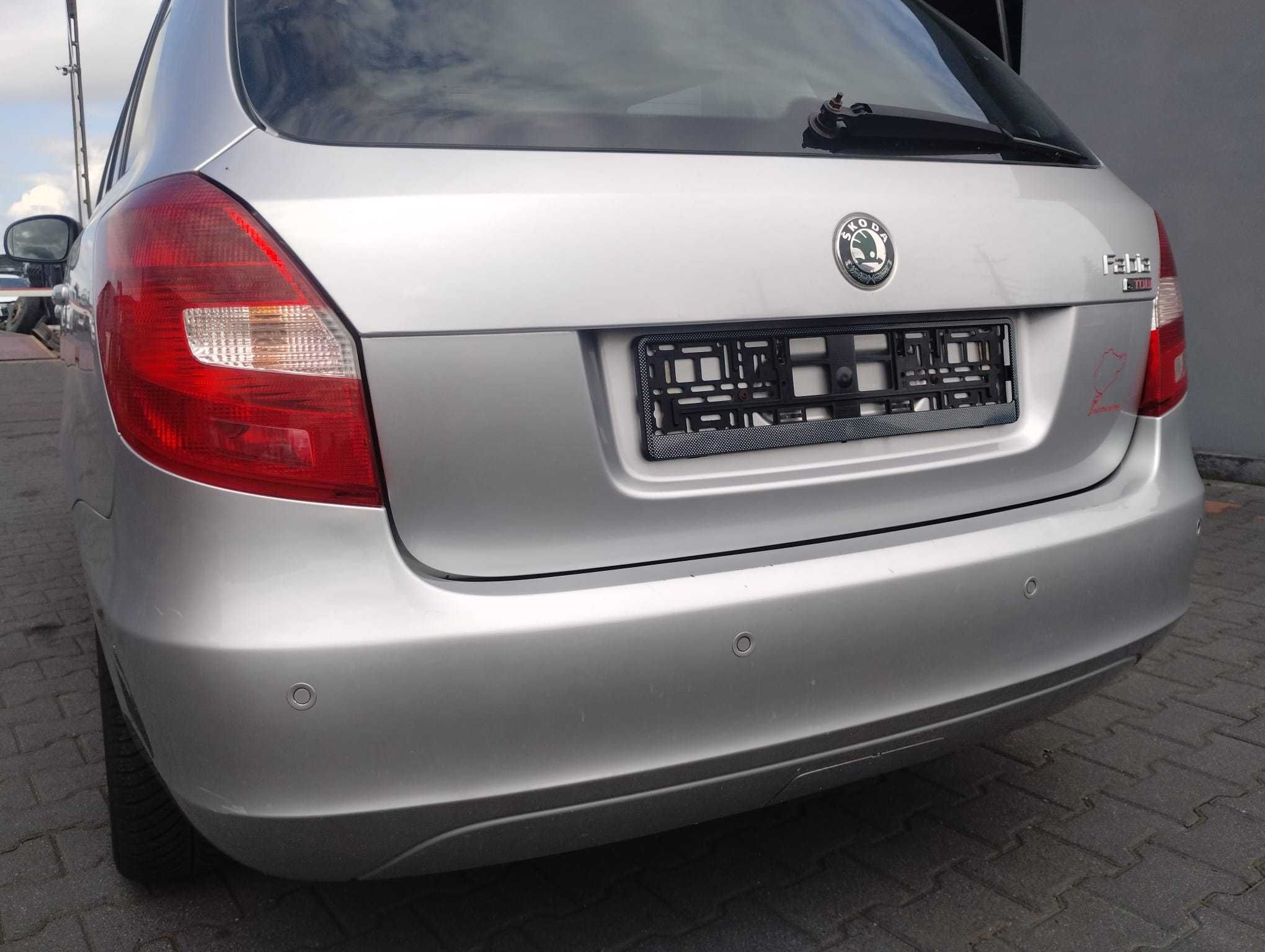 klapa tył tylna szyba kompletna  Skoda Fabia II Kombi 9156