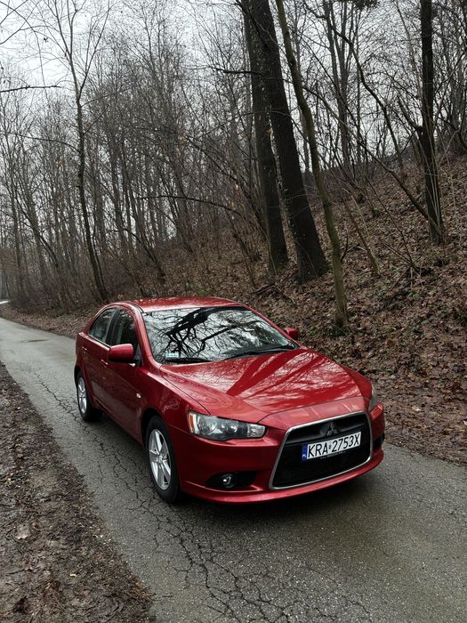 Mitsubishi lancer 2010r 2.0did