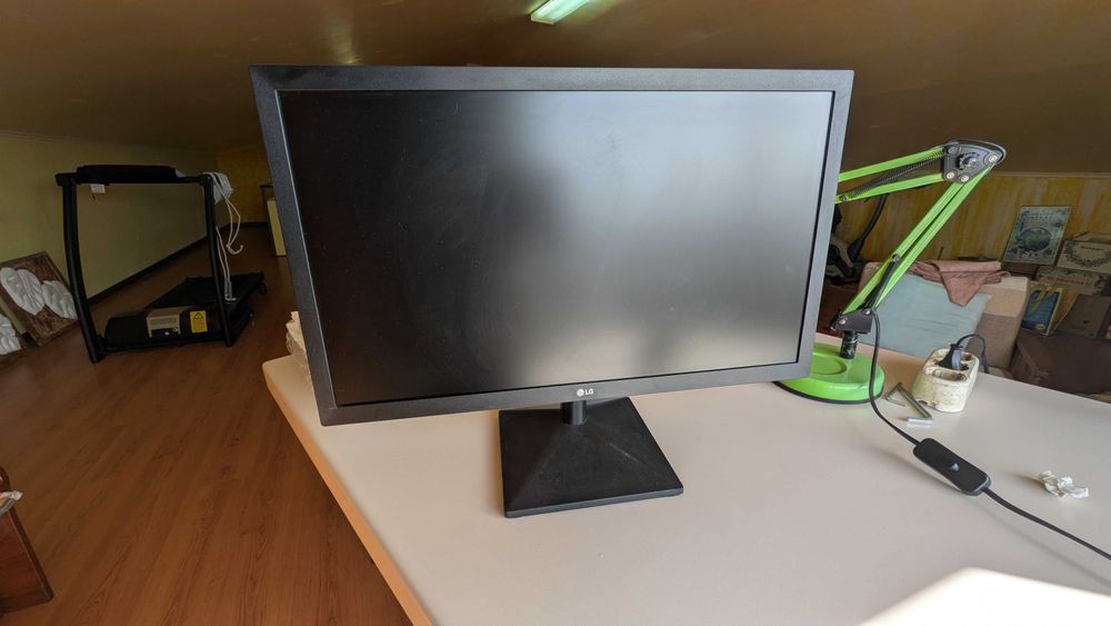 Ecrã / Monitor IPS, Full HD (1920x1080), 22"