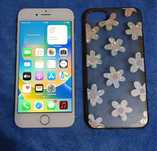 iPhone  8  64 gb