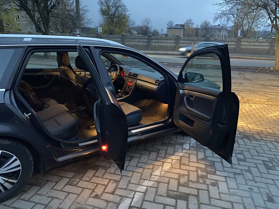 Ауді А4б7 2.0 дизель 6-ступка