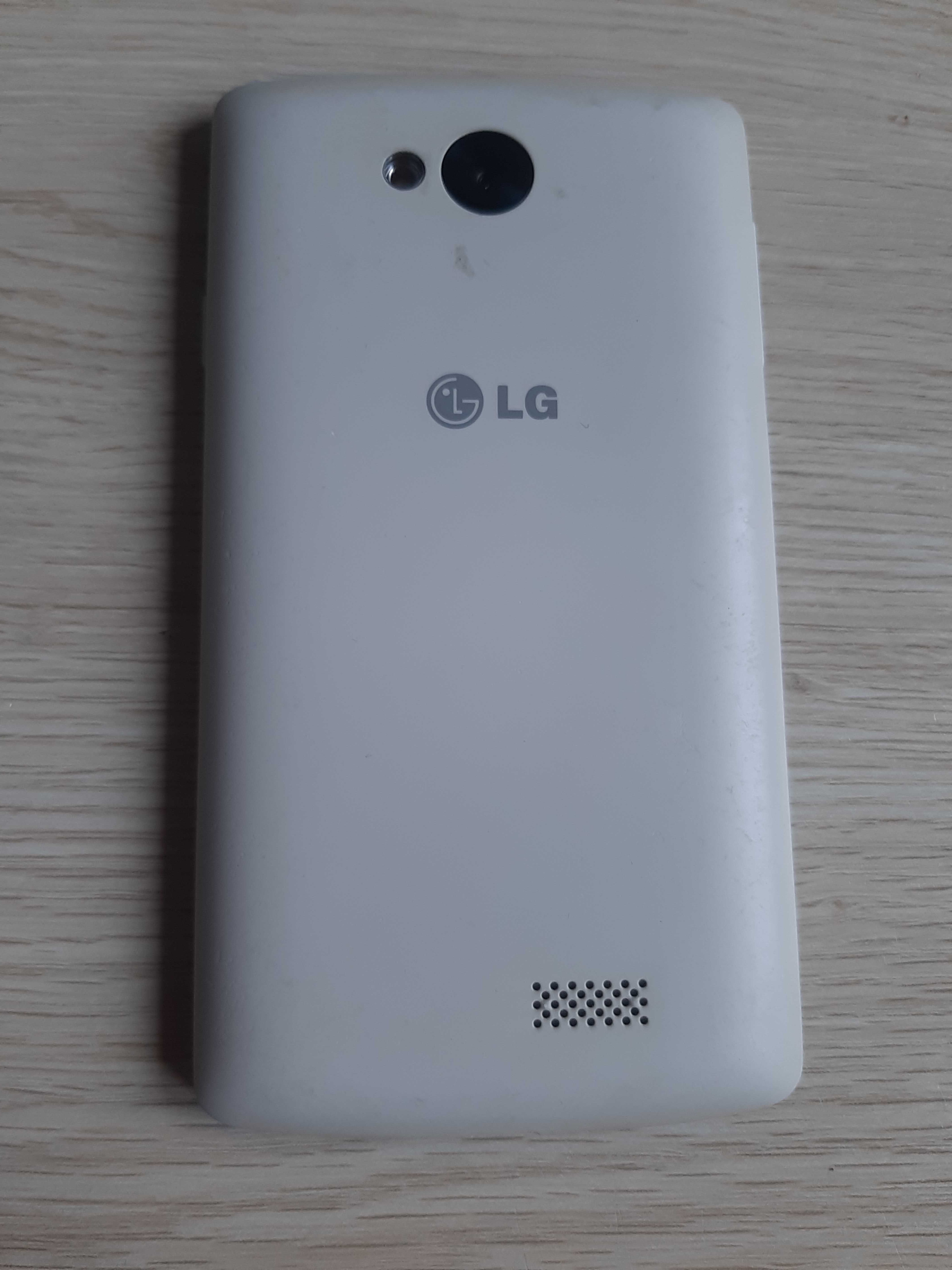 Telefon LG F60 D390 LTE 1/4 gb Uszkodzony na części