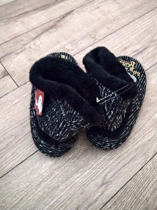 Kapcie dziecięce Nowe