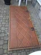 drzwi drewniane zewnętrzne