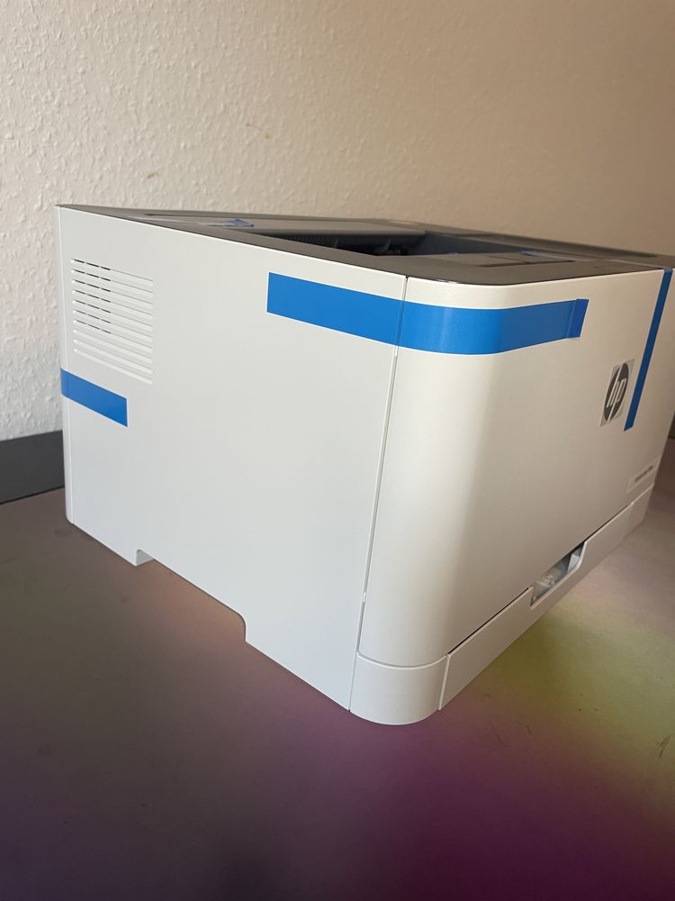 Принтер HP Color Laser 15