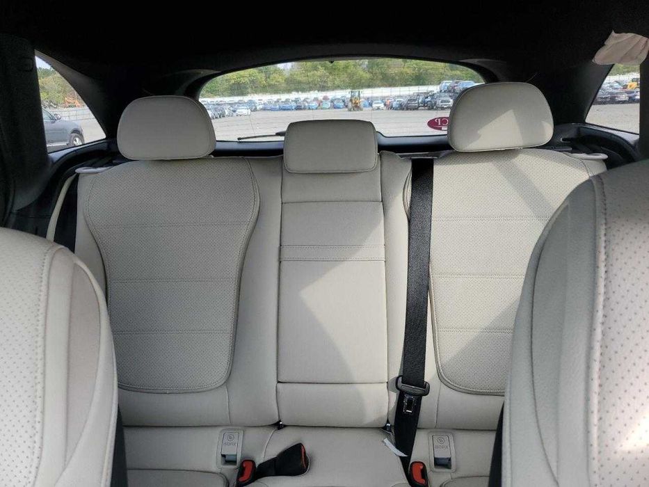 2025 Mercedes-Benz Glc 350E Плагін гібрид!