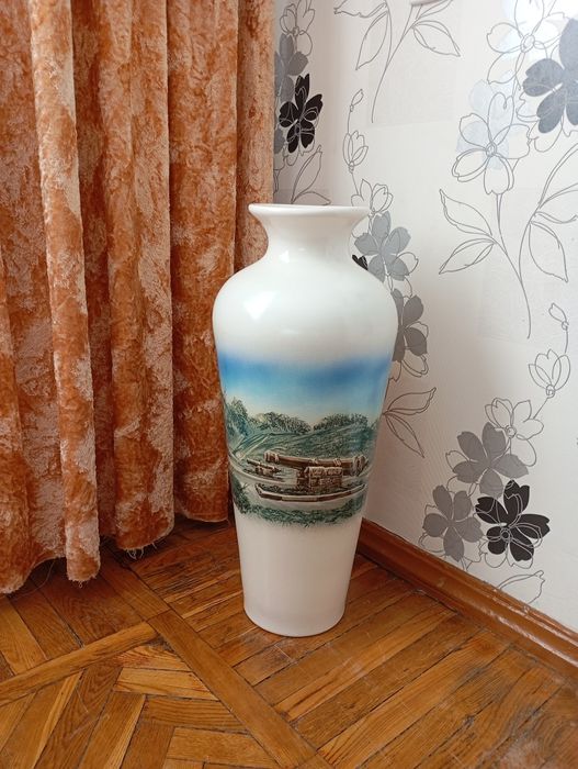 Вазы керамические, расписные, с видами Кропивницкого