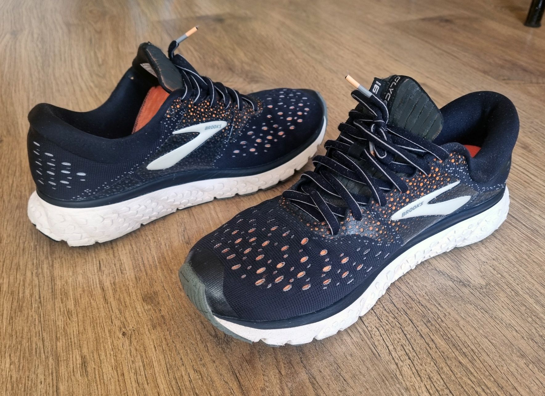 Кросівки Brooks 42р. 26.5 см