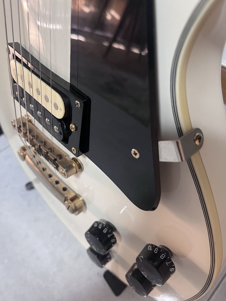 Guitarra Thor Les Paul