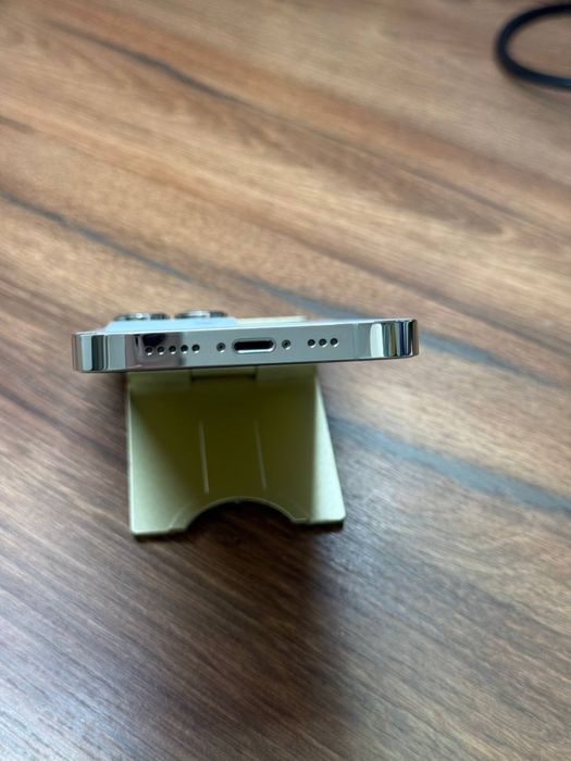 Apple iphone 14 Pro Neverlock акб -90%