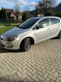 Opel Astra samochód w dobrym stanie technicznym