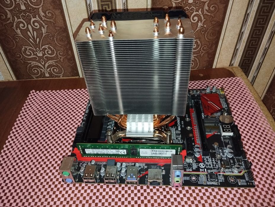 комплект Материнка, процесор, озу