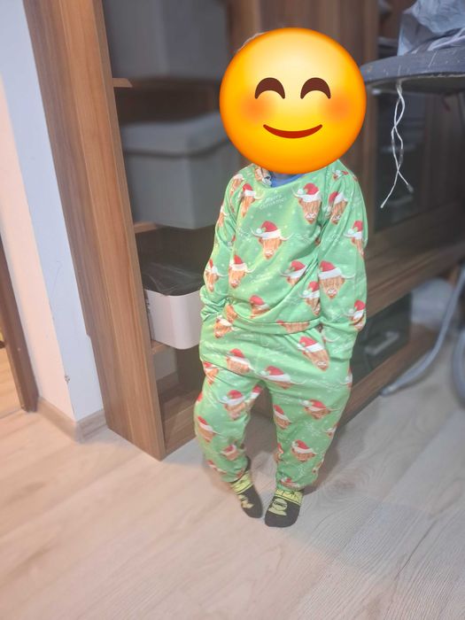 piżamy dziecięce, różne rozmiary.