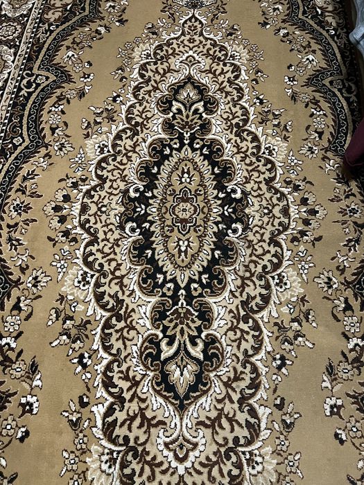 Килим з візерунком