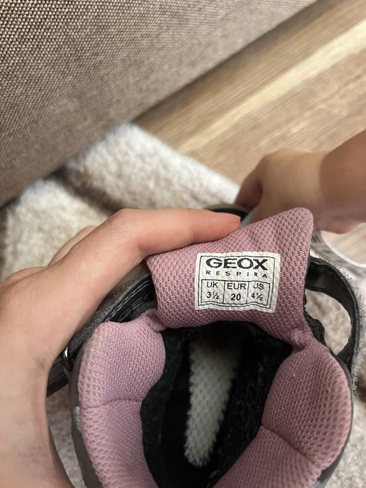 Geox зимове дитяче взуття 20 розмір
