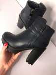 Buty botki granatowe 36 CCC