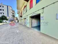 Garagem de 40m² à Venda - Gambelas, Faro