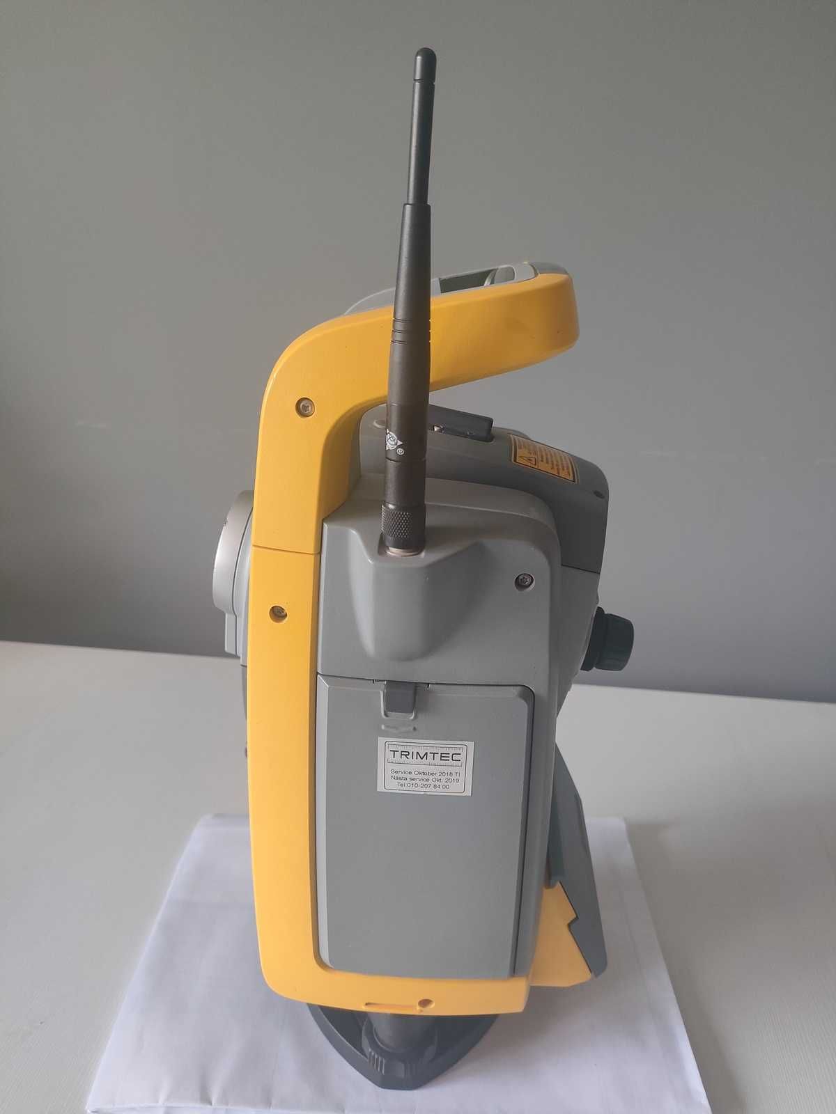 Sprzedam tachimetr robotyczny Trimble S6 + TSC3