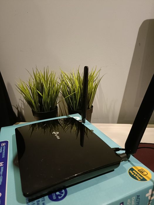 Router bezprzewodowy TP-LINK Archer MR200