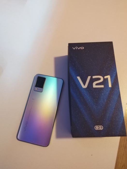 Telefon vivo v21 8/128