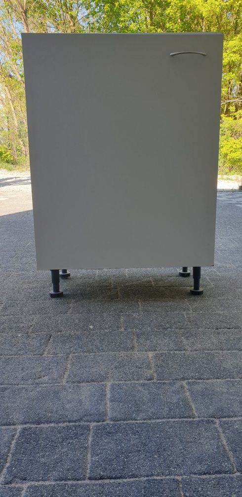Szafka pod umywalkę