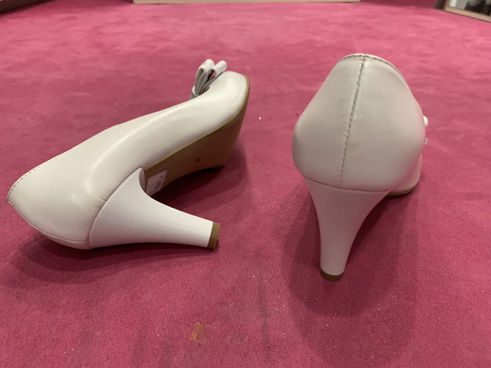 Buty ślubne La Boda C-285/1/KKT r.37 Białe - WYPRZEDAŻ