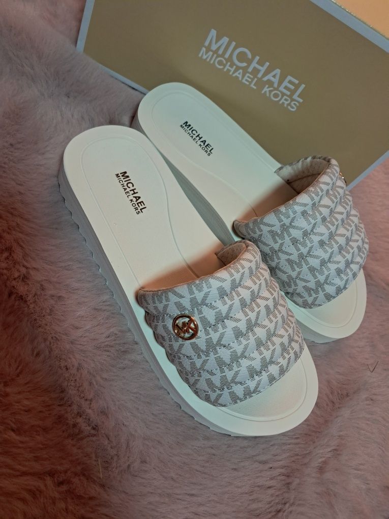 Michael Kors klapki logowane super miękkie wygodne teagan r 35/36 23 c