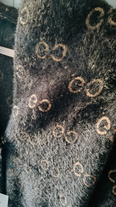 Narzutka alpaka bez czerń elegancka guzik