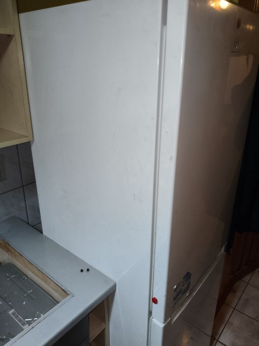 Lodówka sprawna w bdb stanie