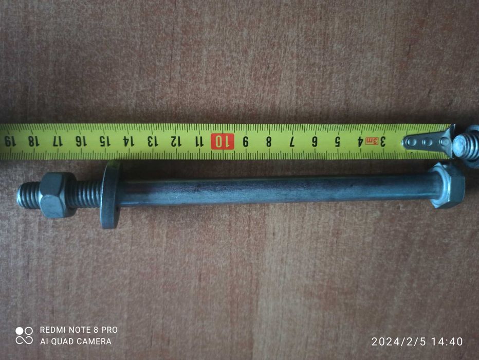 Śruba M19 ŚREDNICA 12 mm 20sztuk, kwasoodporna, długość z łbem 187 mm