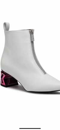 Ботільйони Karl Lagerfeld 39 розміру, нові, черевички, чобітки