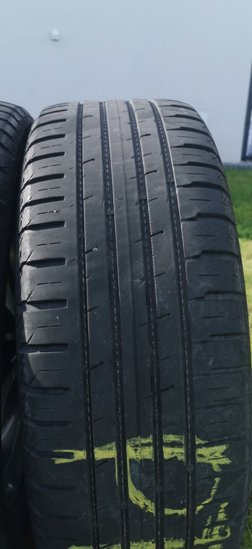 Używane opony Nokian Hakka Blue 2 SUV 215/55/R18