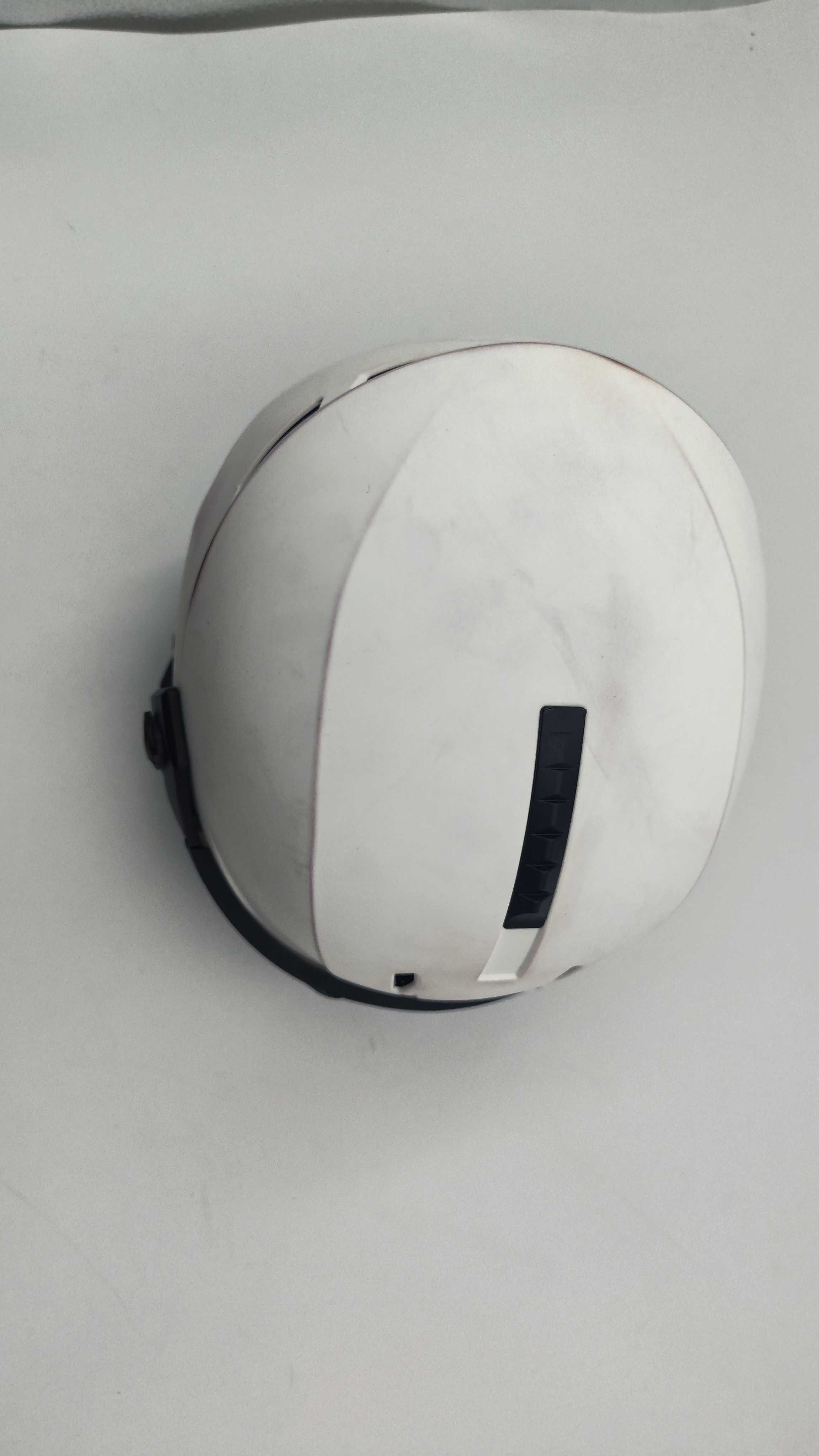 Kask Narciarski UVEX INSTINCT VISOR r. 53-56 cm (AN4)