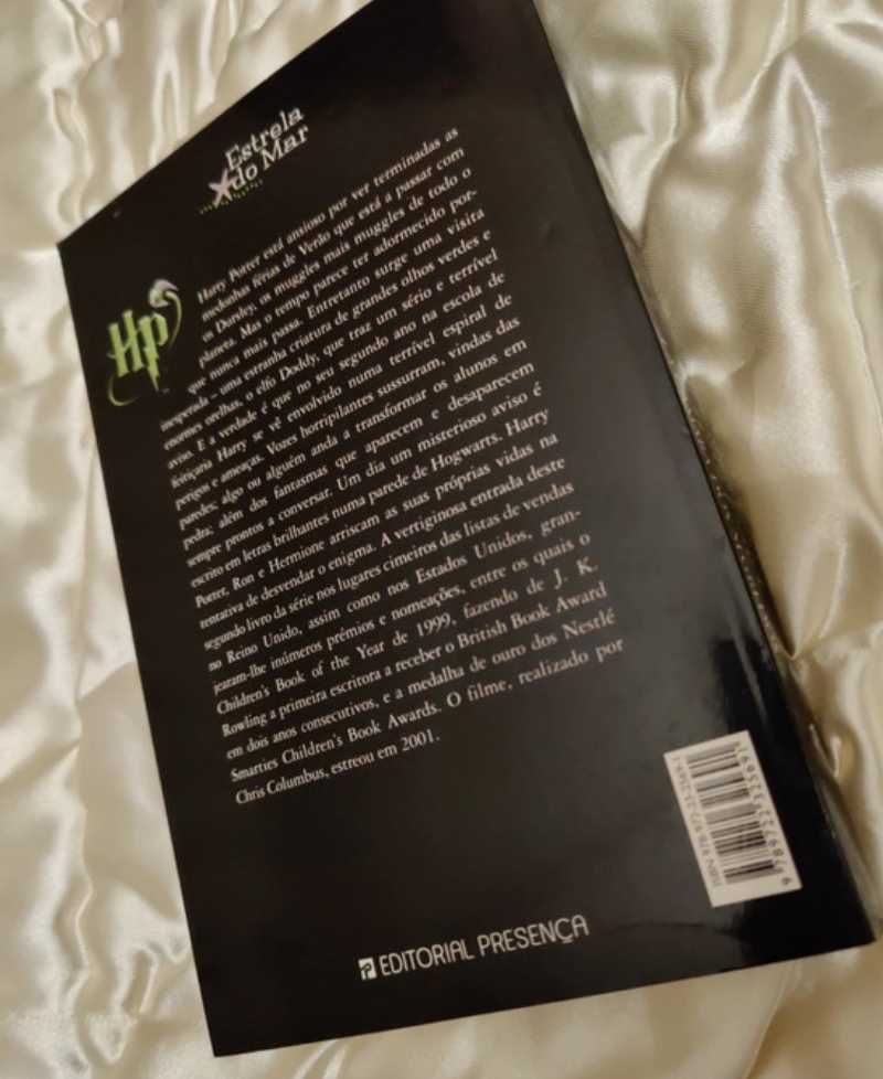 Livro "Harry Potter e a Câmara dos Segredos"