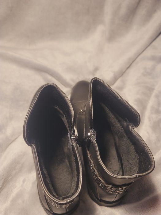 Чоботи демісезонні жіночі 40 розмір