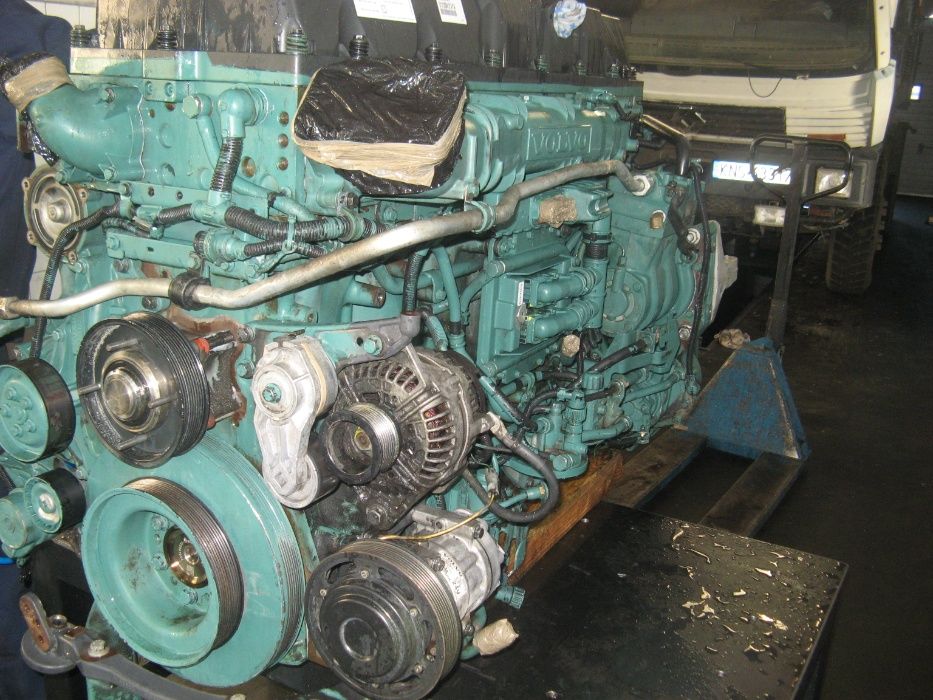 Silnik VOLVO TD102 TD103 TD122 TD164 TD41 TD60B TD61F TD63ES