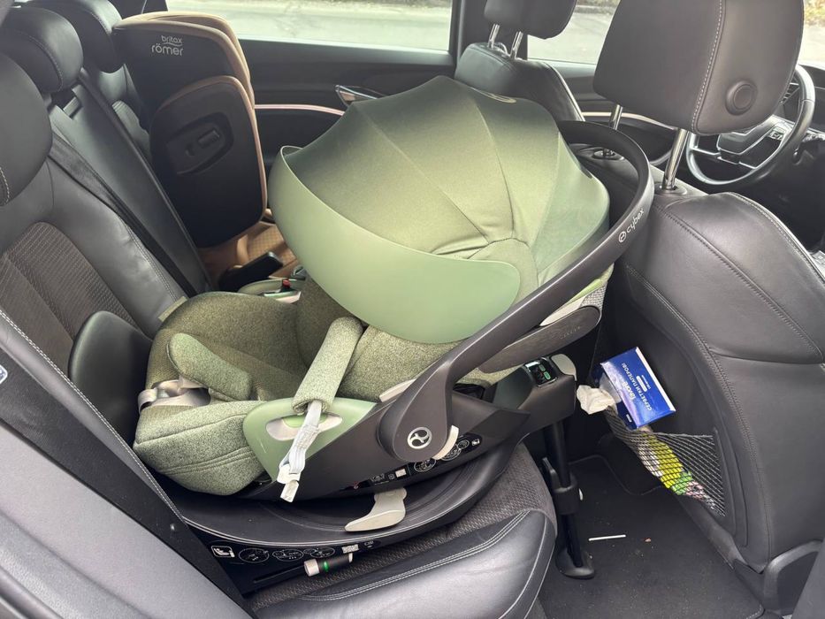 Автокрісло CYBEX CLOUD T PLUS Leaf Green