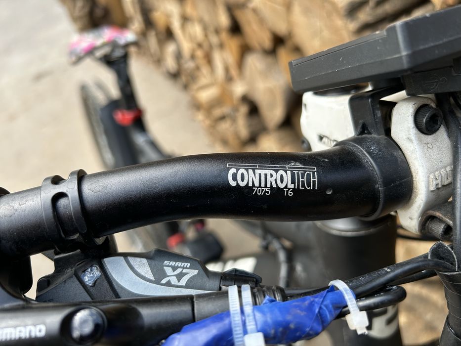 Продаю електро двух подвес велосипед