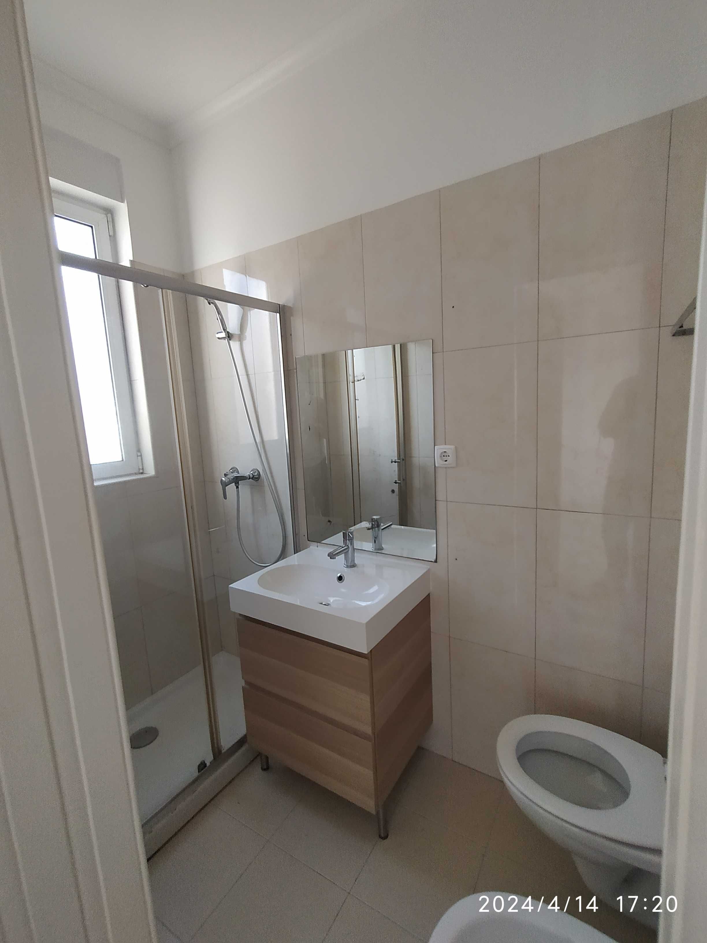 Apartamento t2 Campolide, Rua Calçada da Quintinha