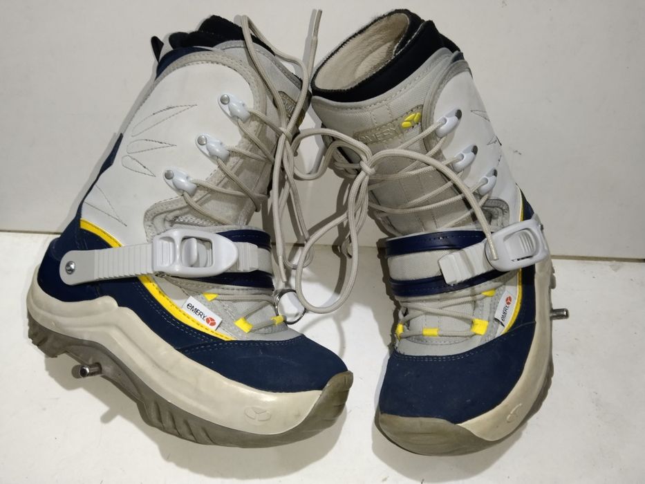 Buty snowboardowe agresywne EMERY rozmiar 40/41