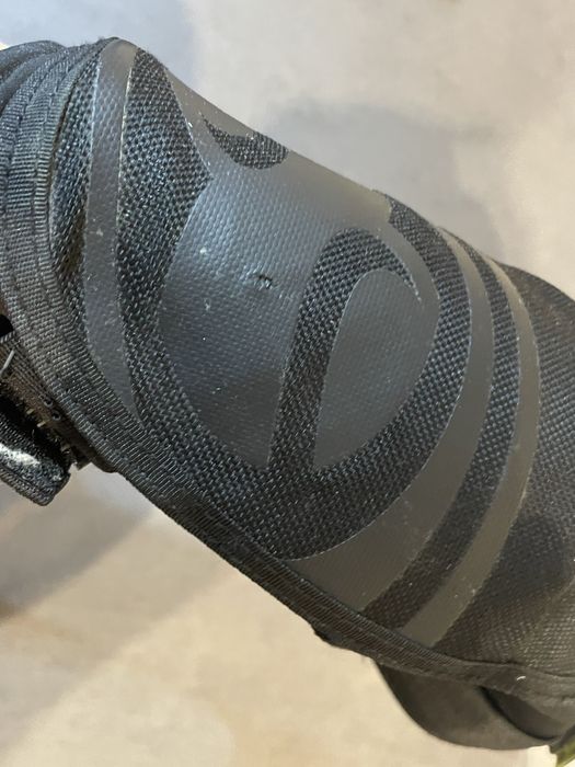 Ochraniacze IXS na kolana