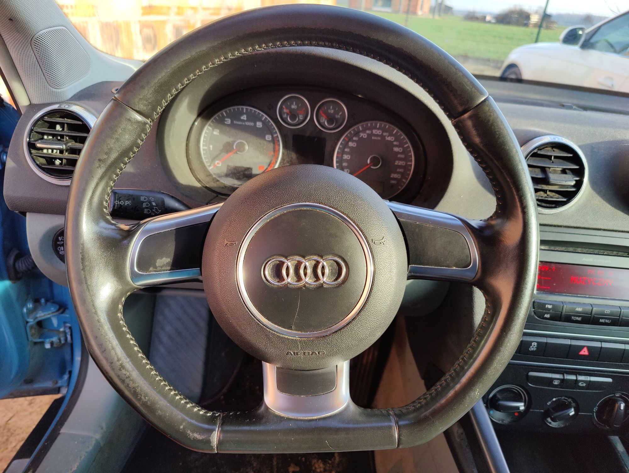 Kierownica ścięta airbag Audi a3 8p lift