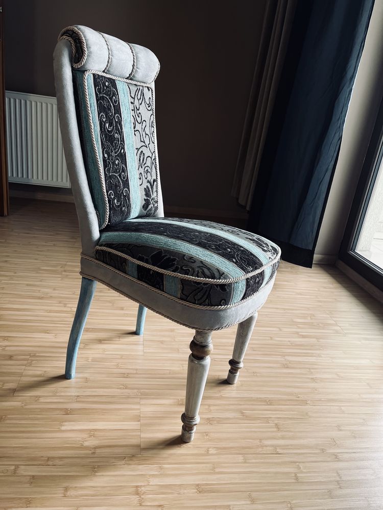 Stołek krzesło antyk odrestaurowany