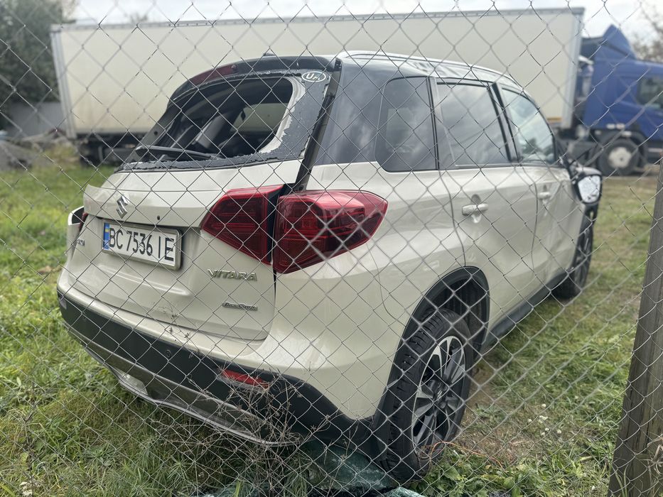 Продам Suzuki Vitara 2019 рік 1.0 Бензин 4х4 після ДТП!
