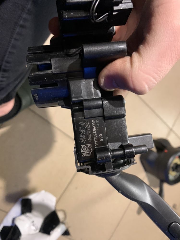 Przełącznik zespolony Audi A5 12-16