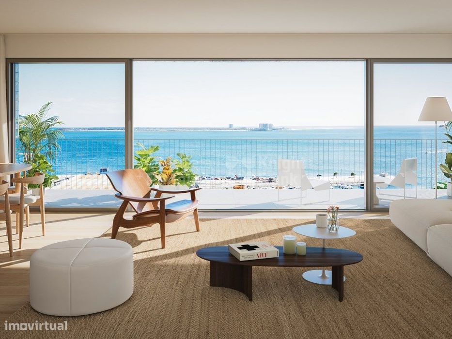 Apartamento T1 com varanda e piscina comum, Setúbal