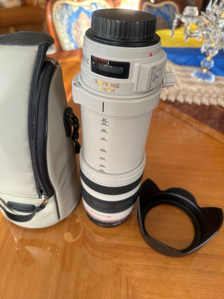 Обʼєктив Canon EF 28-300 3.5-5.6 L IS USM Кенон