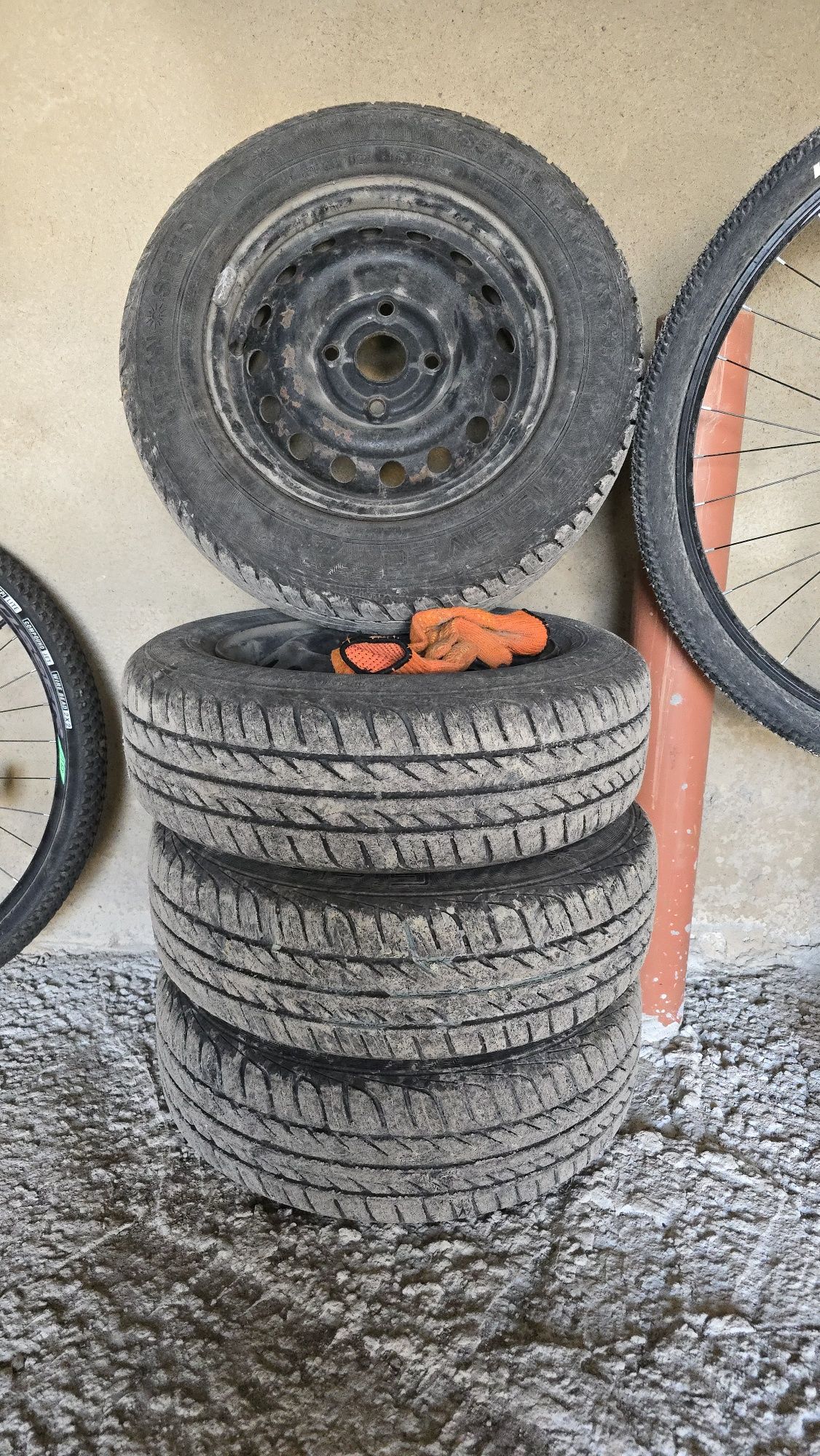 Колеса шини диски 185/65R14 Gislaved Urban speed