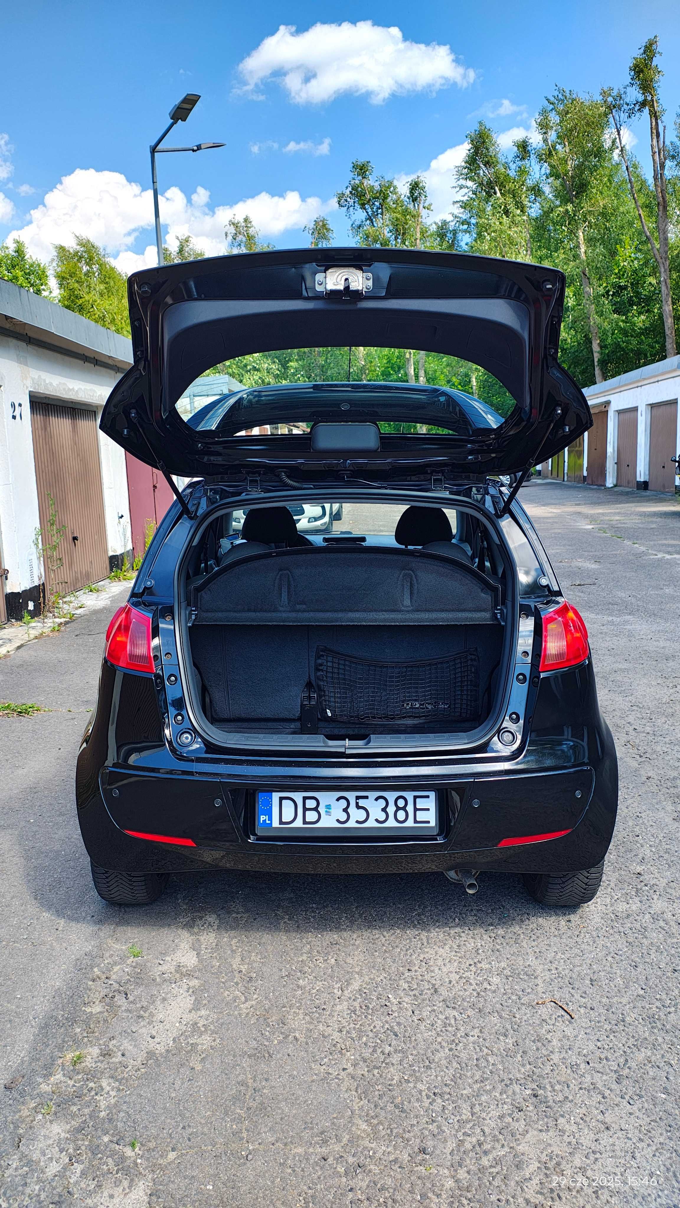 Mitsubishi Colt CZ3 Motion
